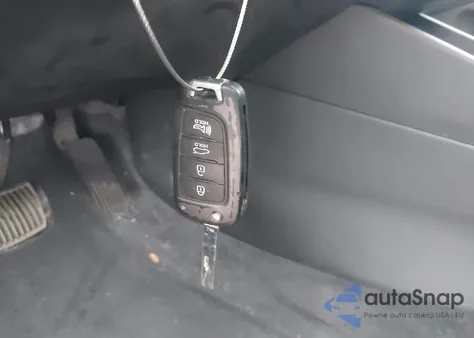 2018 Hyundai Accent Se z USA, uszkodzony, nr VIN 3KPC24A30JE032432